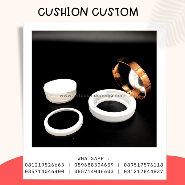 Cushsion cosmetic packaging with a round model with a white gold body lid